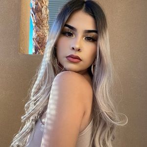 Meet your Posher, Marissa